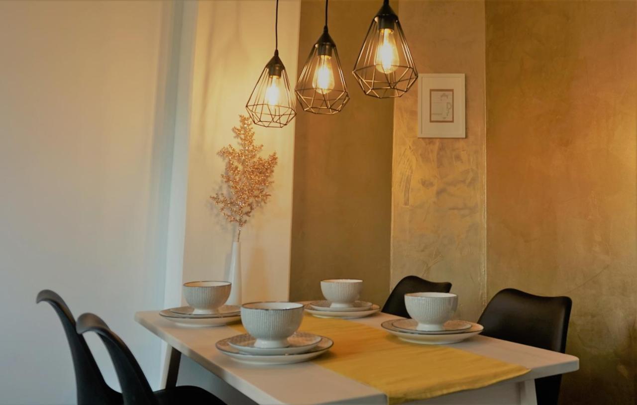 Goldrausch - Glanzvolle Ferienwohnung In Meissen Am Lutherplatz Экстерьер фото